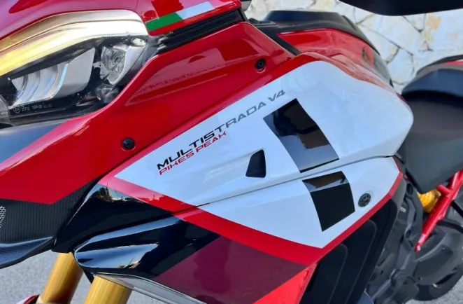 DUCATI V4 Pikes Peak 1160