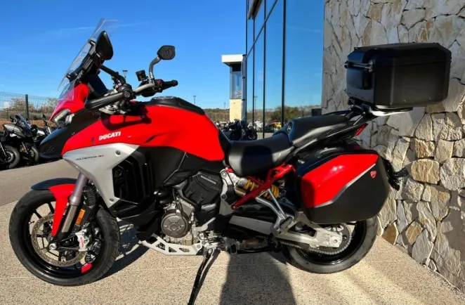 DUCATI V4 S 1160 Travel & Radar + options