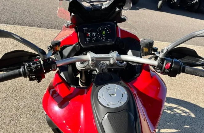 DUCATI V4 S 1160 Travel & Radar + options
