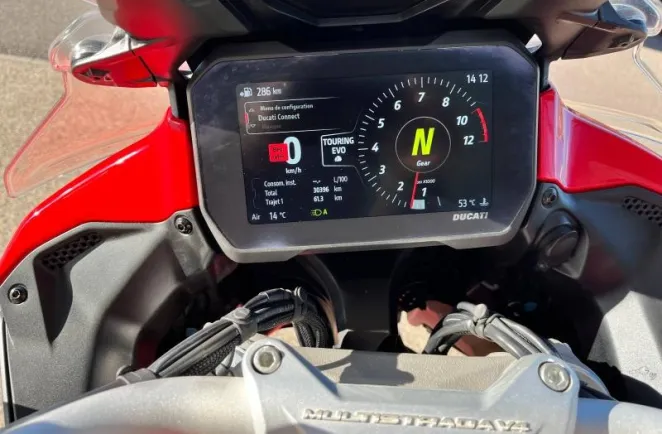 DUCATI V4 S 1160 Travel & Radar + options