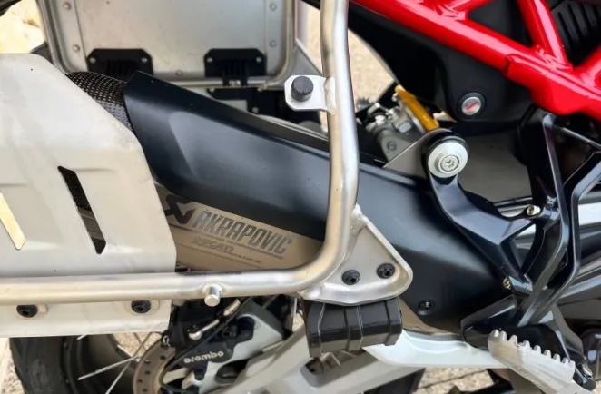 DUCATI V4 Rally 1160 Adventure Travel & Radar