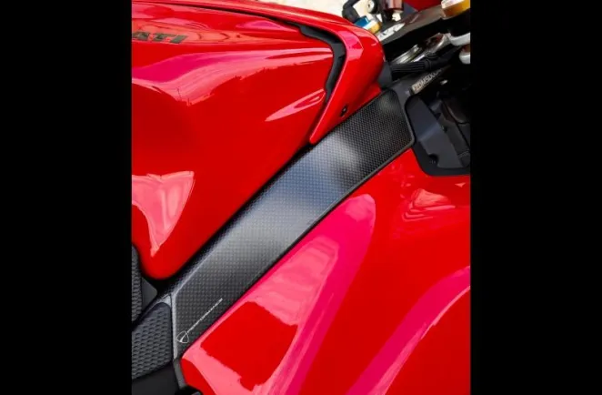 DUCATI Panigale V4 1103 S