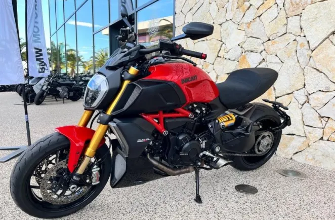 DUCATI 1260 S options Termignioni et jantes