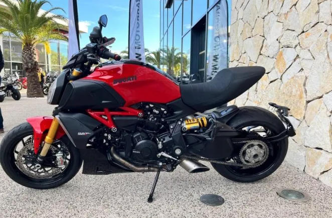 DUCATI 1260 S options Termignioni et jantes