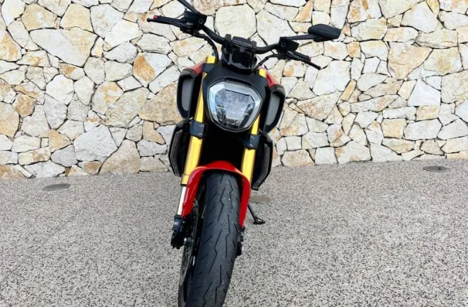 DUCATI 1260 S options Termignioni et jantes