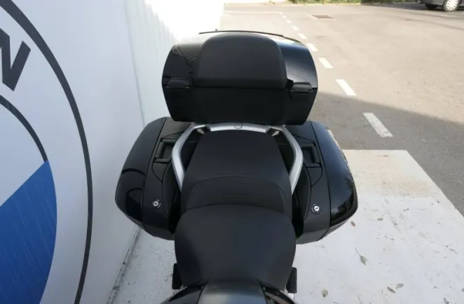 BMW 1250 RT Style Triple Black Finition Pro + Radio + Top Case
