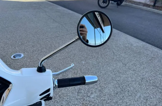 VESPA 125  Classic avec top case