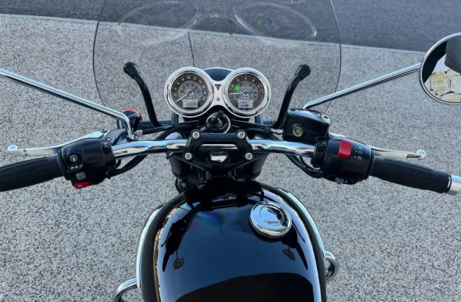 TRIUMPH T100 900  A2. + options