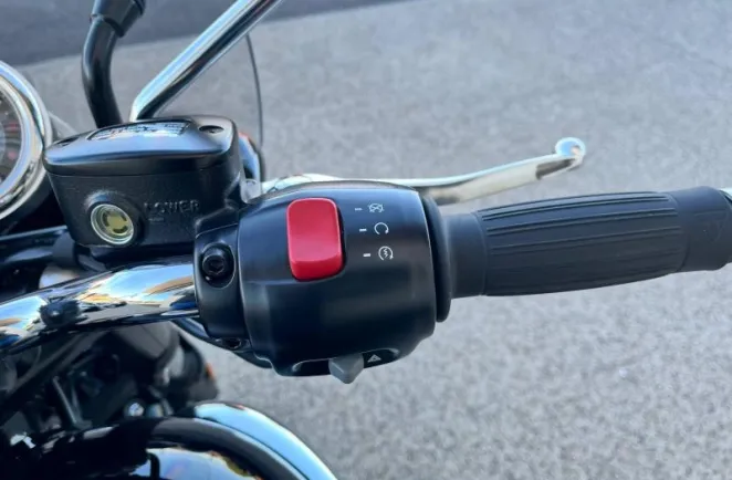 TRIUMPH T100 900  A2. + options