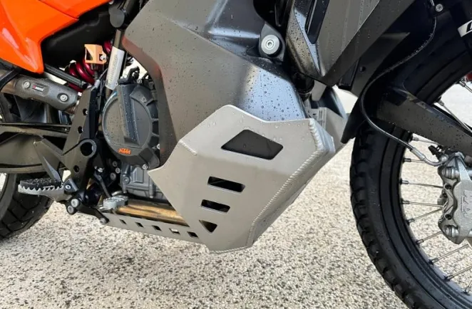 KTM 890 2021 VERSION BASSE + OPTIONS