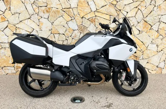 BMW 1300 RT BOITE AUTO. MOTO DE DIRECTION