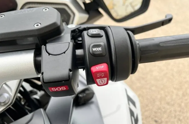 BMW 1300 RT BOITE AUTO. MOTO DE DIRECTION