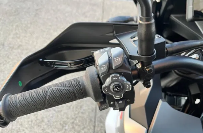 KTM 1290 S 2025 + OPTIONS ET TECH PACK