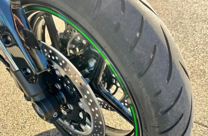 KAWASAKI 1100 SE 2025