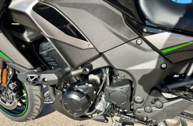 KAWASAKI 1100 SE 2025