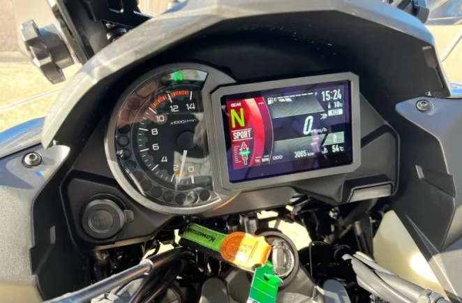 KAWASAKI 1100 SE 2025