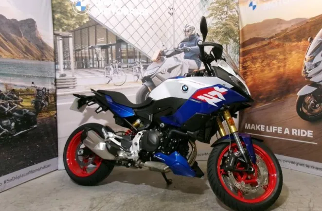 BMW F 900 XR A2 2025