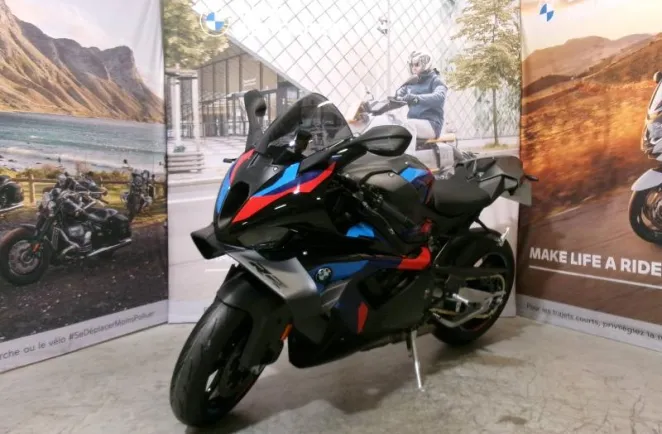 BMW M 1000 RR 2025