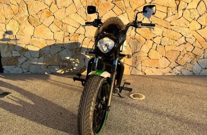 KAWASAKI 650 ABS 2016