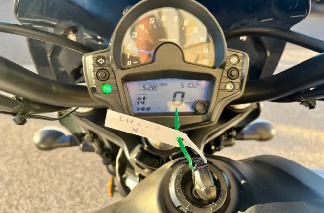 KAWASAKI 650 ABS 2016