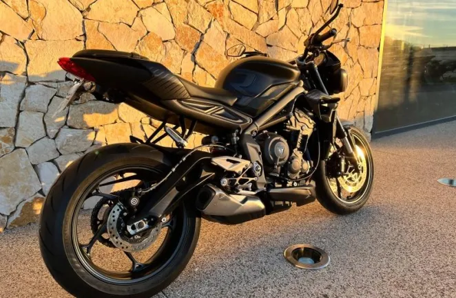 TRIUMPH 765 R 2022 118 cv