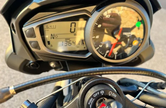 TRIUMPH 765 R 2022 118 cv