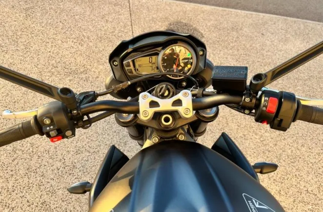 TRIUMPH 765 R 2022 118 cv