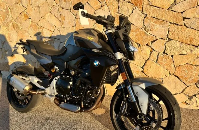 BMW 900 R  A2 full pack