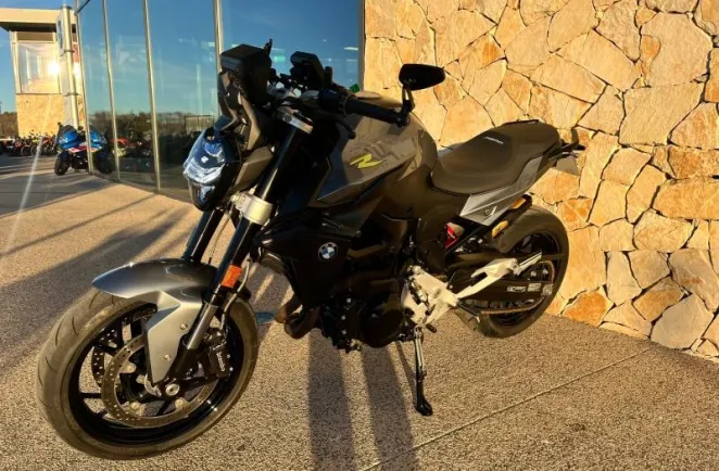 BMW 900 R  A2 full pack