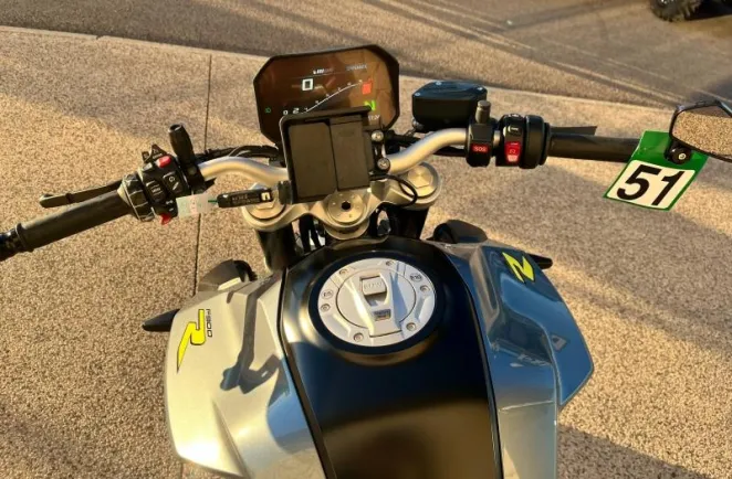 BMW 900 R  A2 full pack