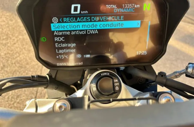 BMW 900 R  A2 full pack