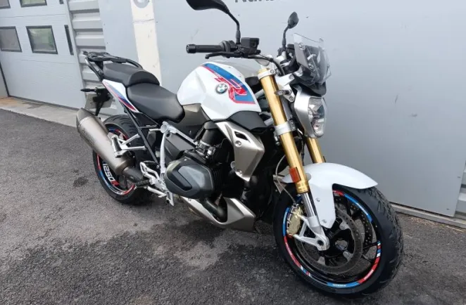 BMW 1250 R Style HP