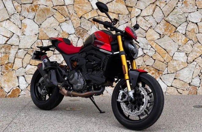 DUCATI Monster SP 937