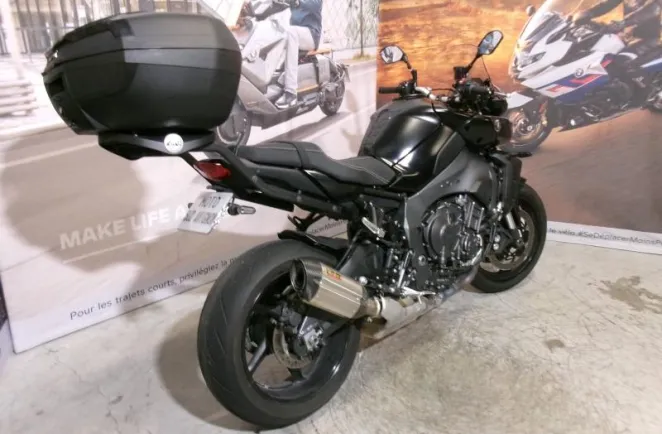 YAMAHA MT-10 1000 2024