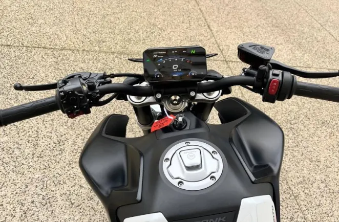 CF MOTO 800 A2 + OPTION