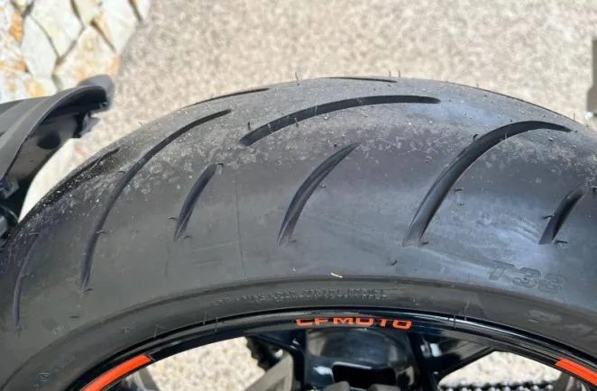 CF MOTO 800 A2 + OPTION