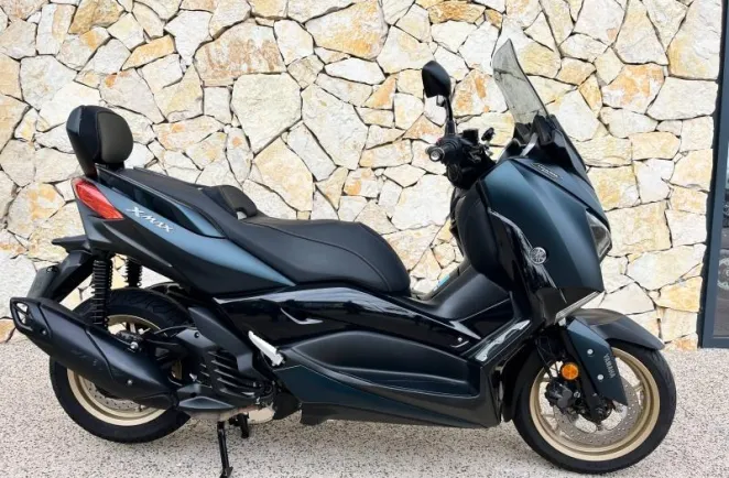 YAMAHA 125 Tech MAX