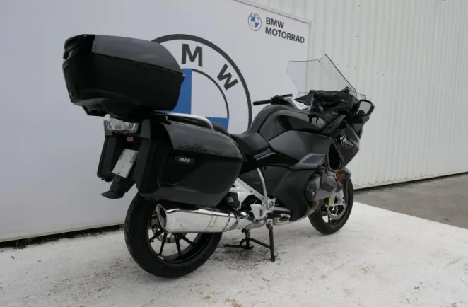 BMW 1250 RT Style Triple Black Finition Pro + Top Case