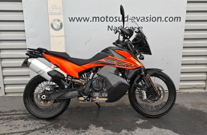 KTM 890 2024