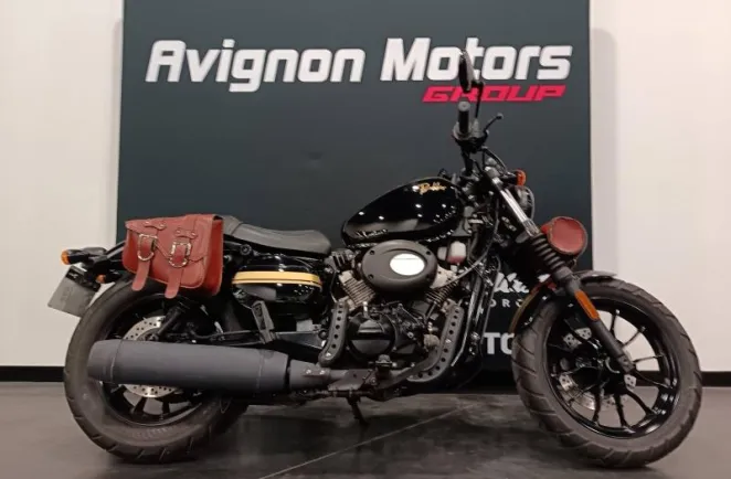 HYOSUNG GV 300 Bobber