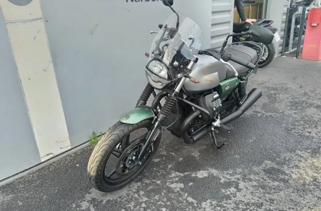 MOTO-GUZZI 850 Stone