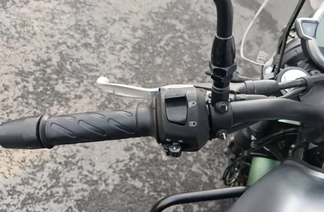 MOTO-GUZZI 850 Stone