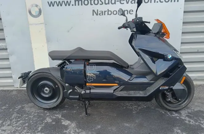 BMW CE04