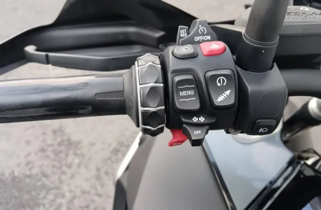 BMW 1250 GS Adventure châssis bas