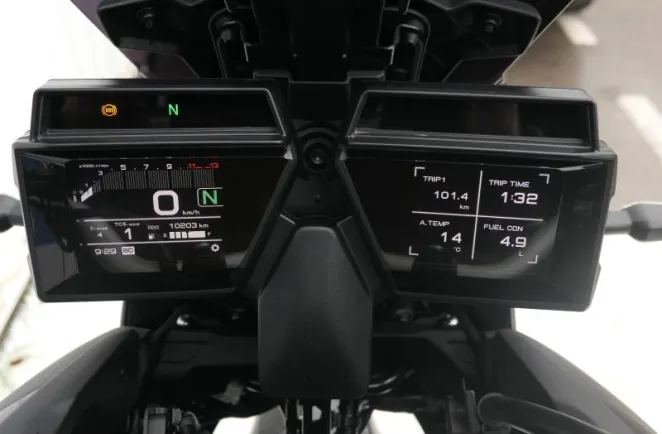 YAMAHA 9 GT 900 GT + Options