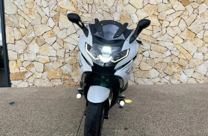 BMW 1600 GT FULL PACK + OPTION 719