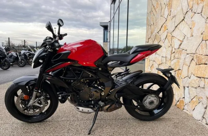 MV-AGUSTA 800  EAS  A2