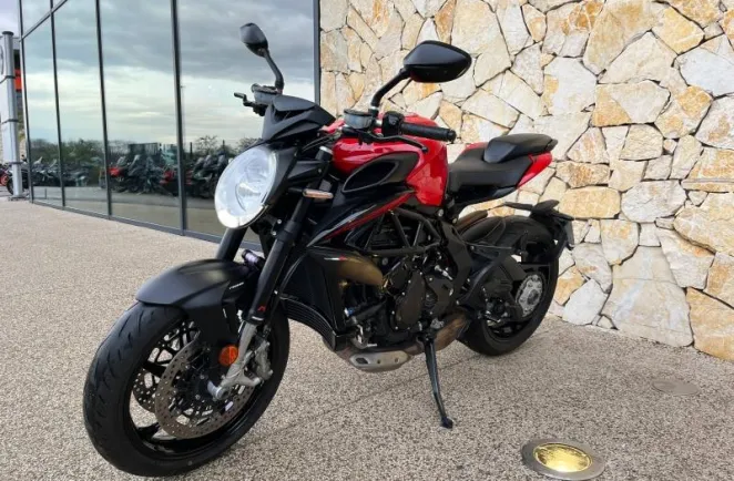 MV-AGUSTA 800  EAS  A2