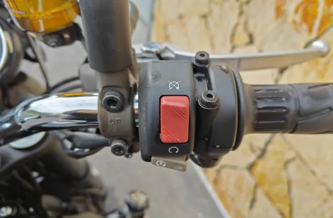 KAWASAKI 900 RS ABS 2018