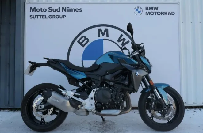 BMW 900 R A2 2025 Style Triple Black + Shifter